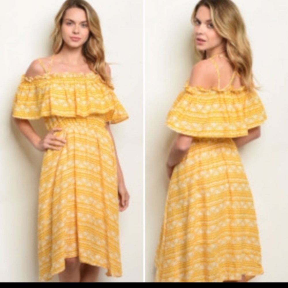 Off-shoulder bohemian strap dress